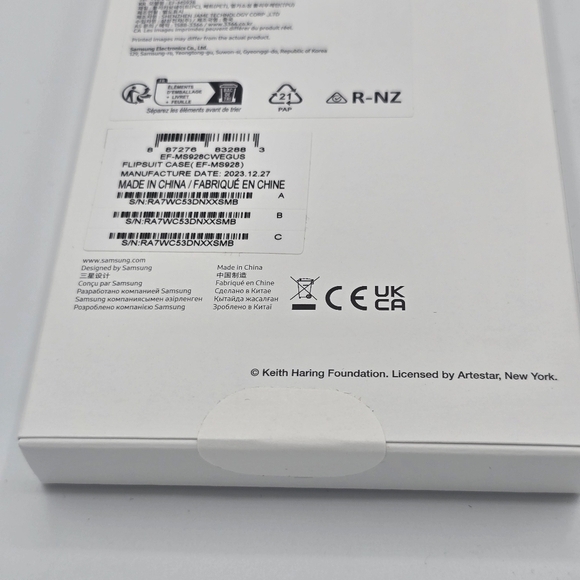 ⭐️40% Off⭐️ Samsung Galaxy S24 Ultra Keith Haring Flipsuit Case - Picture 4 of 12